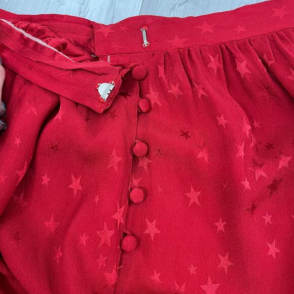 Handmade Red Flowy Star Graphic Midi Pleated 4th Of July Lightweight Skirt - Picture 5 of 8